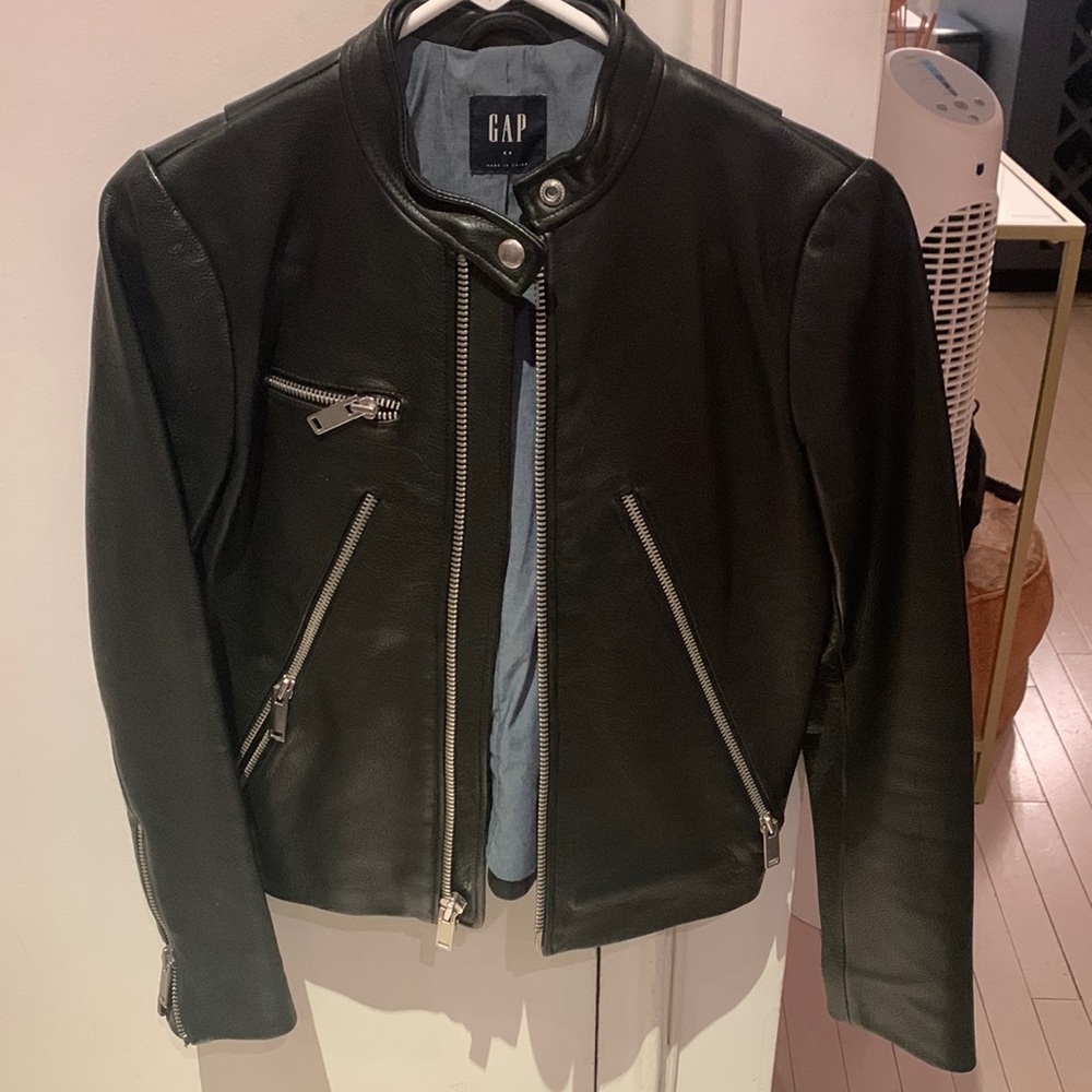 100% Leather jacket